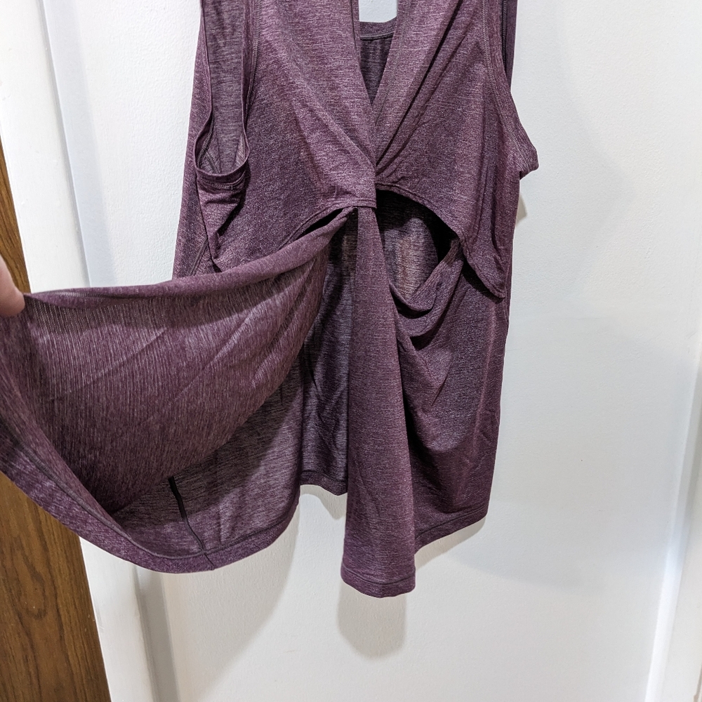 EUC Lululemon Tank - Picture 5 of 14